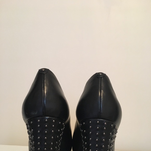 Kenneth Cole pumps - Picture 2 of 2